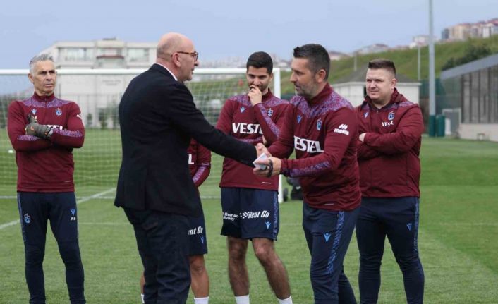Trabzonspor’un yeni teknik direktörü Nenad Bjelica ilk antrenmanına çıktı