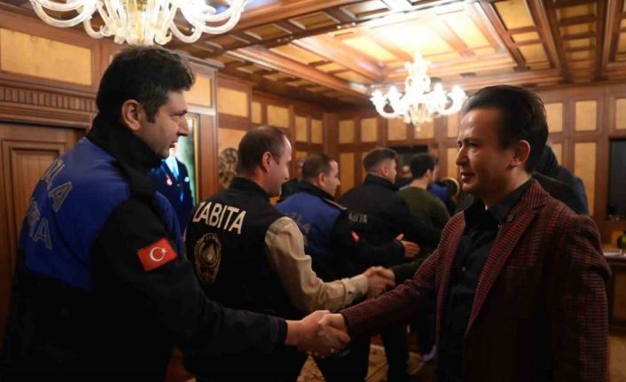 Tuzla Belediye Başkanı Dr. Şadi Yazıcı: “Kırgınlıkları, dargınlıkları bir yana bırakacağız”