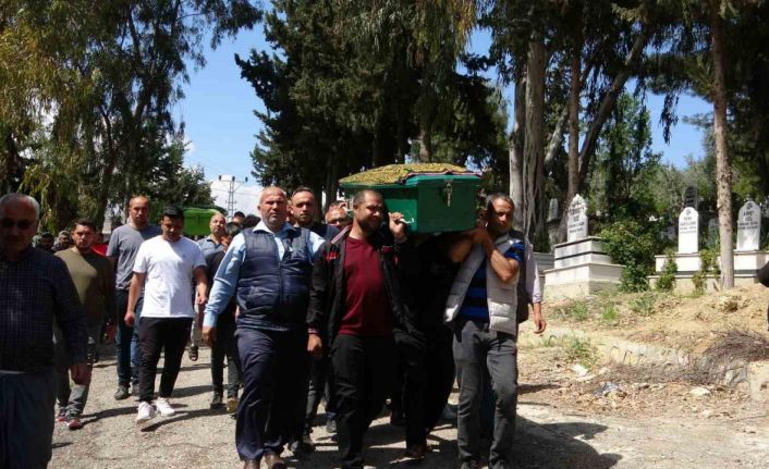 Yangında hayatını kaybeden minik Egemen ve Nevzat 23 Nisan’da toprağa verildi