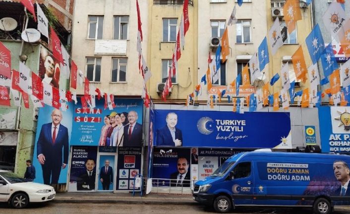 10 yaşındaki Yazan, CHP seçim bürosunda yaşadığı dehşeti anlattı: "Önce itti, sonra tutup çayı üzerime döktü"