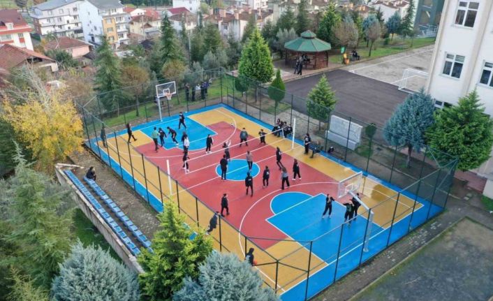 120 okula basketbol ve voleybol sahası yapılacak