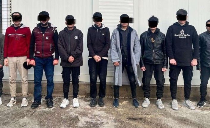 5 ayda 4 bin 343 düzensiz göçmen yakalandı, 3 bini sınır dışı edildi