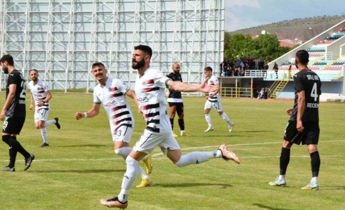 68 Aksaray Belediyespor, 20 yıl aradan sonra 2. Lig’e yükseldi