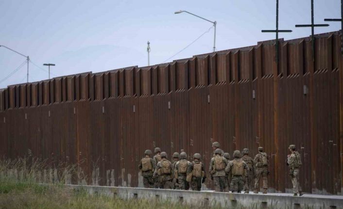 ABD’nin Meksika sınırına bin 500 asker göndereceği iddiası