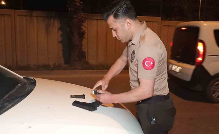 Adana’da el bombasıyla eylem yapacak PKK’lı terörist, polis ve bekçiler tarafından yakalandı