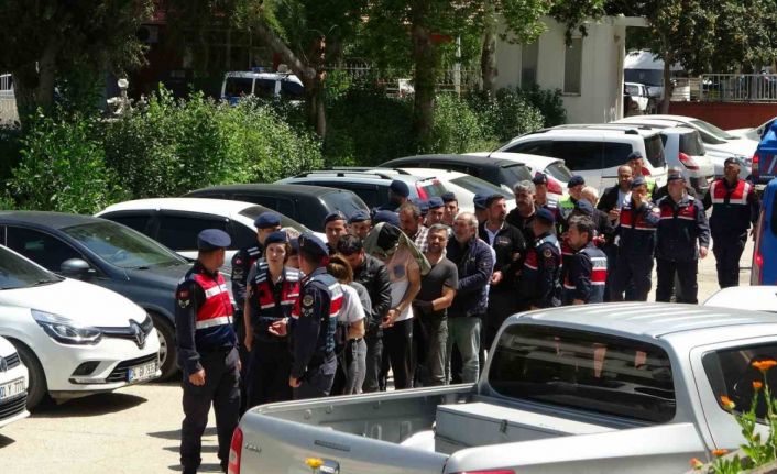 Adana’da jandarmadan "joker" operasyonu: 16 gözaltı