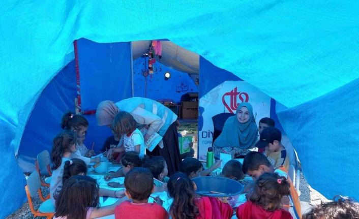 Afyonkarahisar İl Müftülüğü deprem bölgesinde yardım faaliyetlerini sürdürüyor