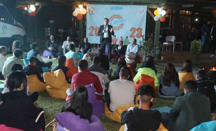 AK Parti Aydın İl Başkanı Ökten, Koçarlı’da gençlerle bir araya geldi