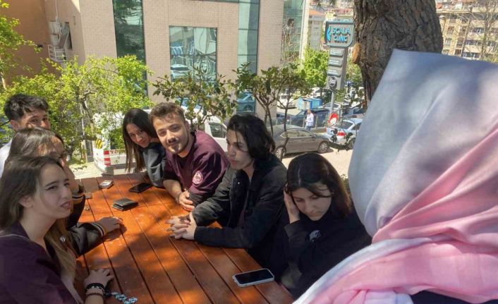 AK Parti İstanbul Milletvekili adayı Sena Nur Çelik: “20 senedir verdiği sözü tutan partiyiz”
