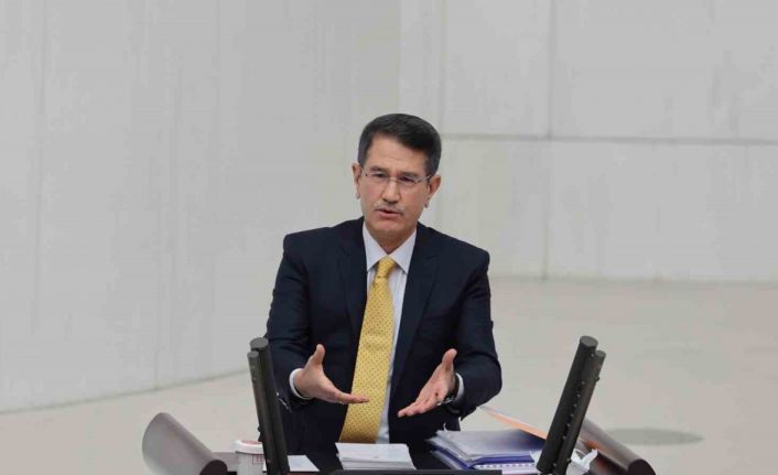 AK Partili Canikli: “7’li masa mutabakat metni, taahhütleriyle ulus devletini tehdit ediyor”