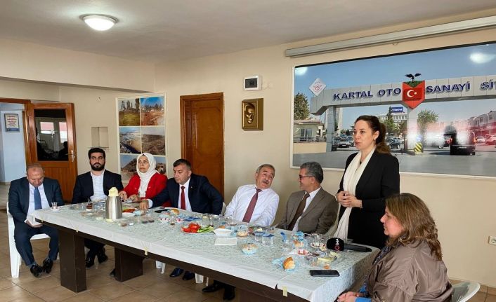 AK Parti’li vekil adayları Atik ve Alagöz, Kartal’da sanayi esnafını ziyaret etti