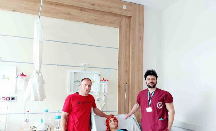 Ameliyat korkusu nedeniyle karnındaki dev kitleyle 3 yıl boyunca acı çekerek yaşadı