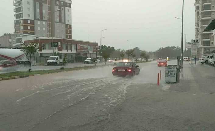 Antalya ve çevresi için kuvvetli yağmur uyarısı