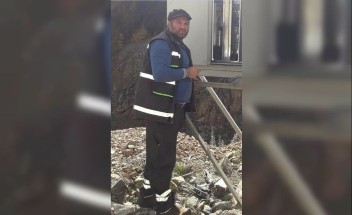 Arıza için çıktığı elektrik direğinden düşen işçi öldü