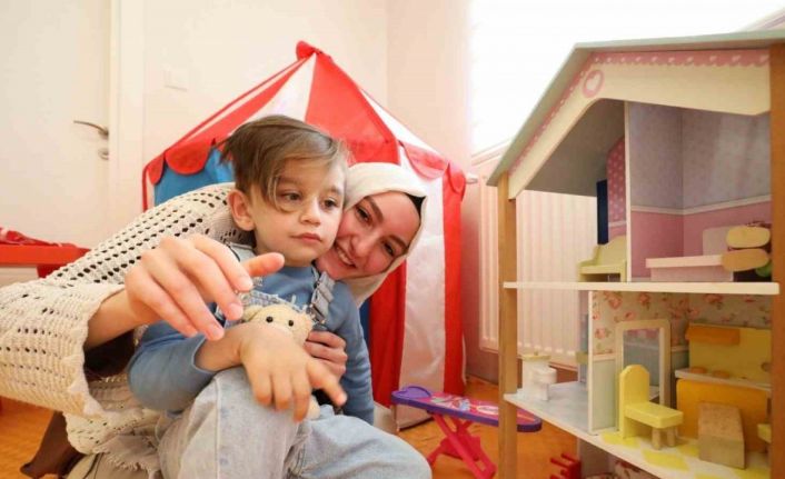 "Baba" kelimesi ağlattı