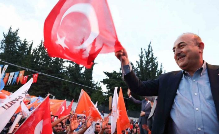 Bakan Çavuşoğlu: "Suriyelileri gönderelim ama insani bir şekilde Türk’e yakışır bir şekilde gönderelim"