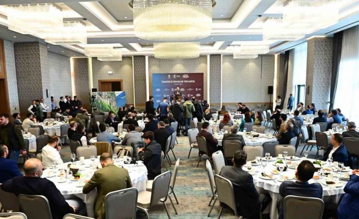 Bakan Karaismailoğlu, Kılıçdaroğlu’na yanıt verdi: “Yeni İpek Yolu’nu zaten açtık; Günaydın”