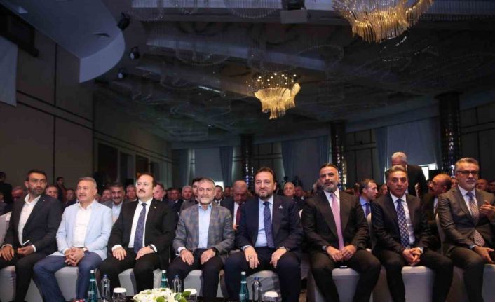 Bakan Nebati: "Enflasyonda kalıcı düşüşün sağlanması, Türkiye Yüzyılı’nda vazgeçilmez hedefimiz olacaktır"