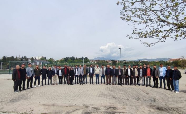 Başkan Akçadurak, amatör spor kulübü temsilcileriyle bir araya geldi