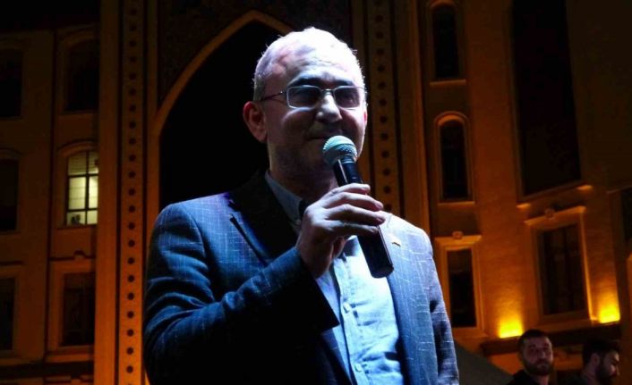 Başkan Işık: "Kütahyalılar demokrasiye sahip çıkmıştır"