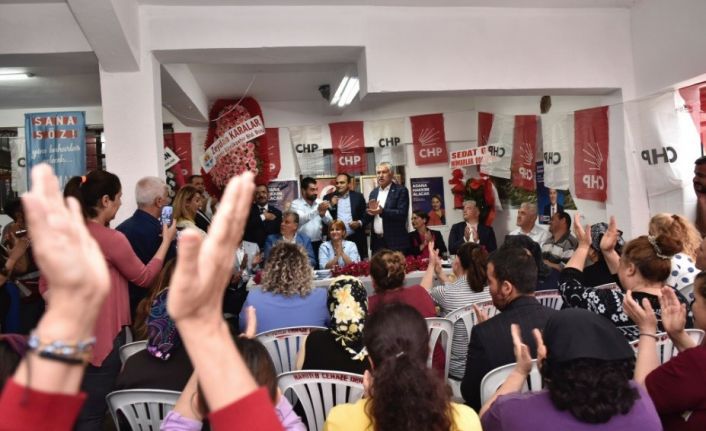 Başkan Zeydan Karalar, sabahın erken saatlerinden, gecenin geç saatlerine kadar halkın içinde