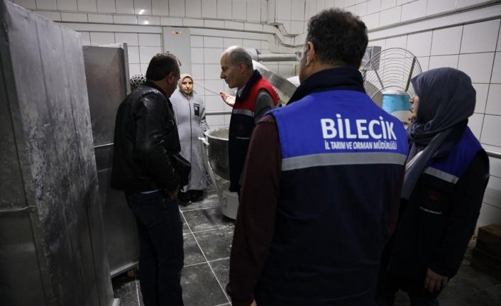 Bilecik’te Gıda üretimi, satışı ve toplu tüketimi yapan işletmelere ‘İşletme Kayıt Belgesi’ verildi