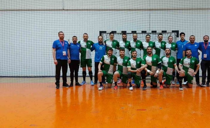 Büyükşehir hentbol normal sezonu galibiyetle kapattı