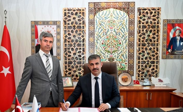 ÇAKÜ’de önemli protokol: Uluslararası iş birliklerine Kanada’yı da ekledi