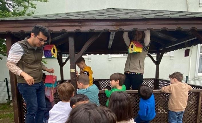 Çocuklara doğa ve hayvan sevgisi