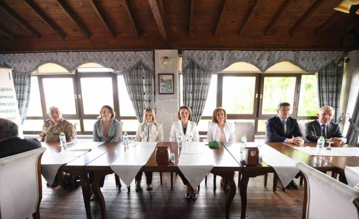 Çocukları suçtan uzak tutmak için bir araya gelen kadınlar binden fazla kişiye ulaştı