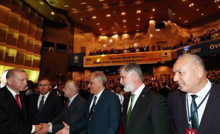 Cumhurbaşkanı Erdoğan: “Biz sadece milletimizin emrindeyiz, bunlar gibi talimatı Kandil’den almıyoruz”