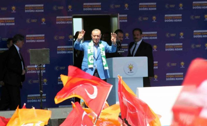 Cumhurbaşkanı Erdoğan: “Enflasyon geçtiğimiz ay itibariyle yüzde 43’e indi; İnşallah her ay bu şekilde azala azala devam edecek”