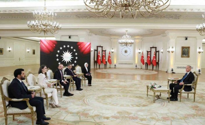 Cumhurbaşkanı Erdoğan: “Seçim sosyal medyada troll ordularıyla değil, sandıkta milletle kazanılır”