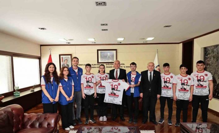 Denizli’de Gençlik Haftası kutlanıyor