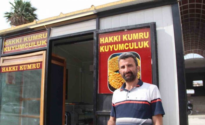 Depremde 13 akrabasını ve iş yerini kaybetti, 9 metrekarelik konteynerde hayata tutunuyor