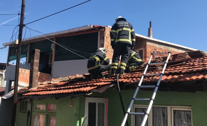 Edirne’de evde çıkan yangın büyümeden söndürüldü