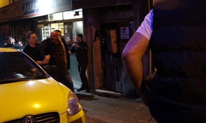 Elinde pompalı tüfekle sokak ortasında ateş açan şahıs serbest bırakıldı