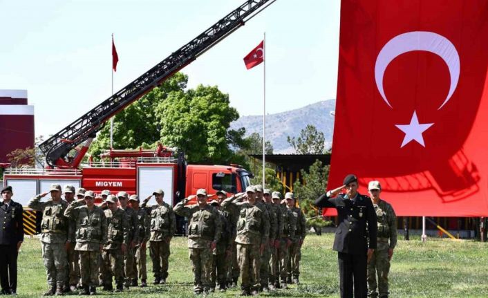 Engellilerin bir günlük temsili askerlik heyecanı