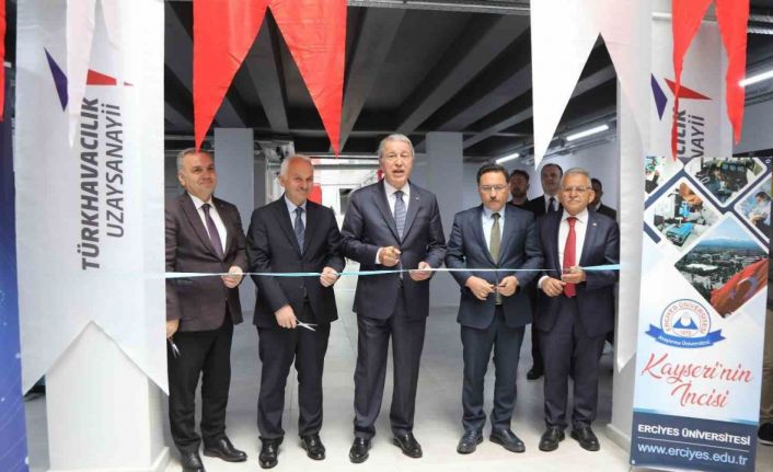 ERÜ’de TUSAŞ Uzay Bilimleri ve Uydu Teknolojileri Laboratuvarı’nın açılışı gerçekleştirildi