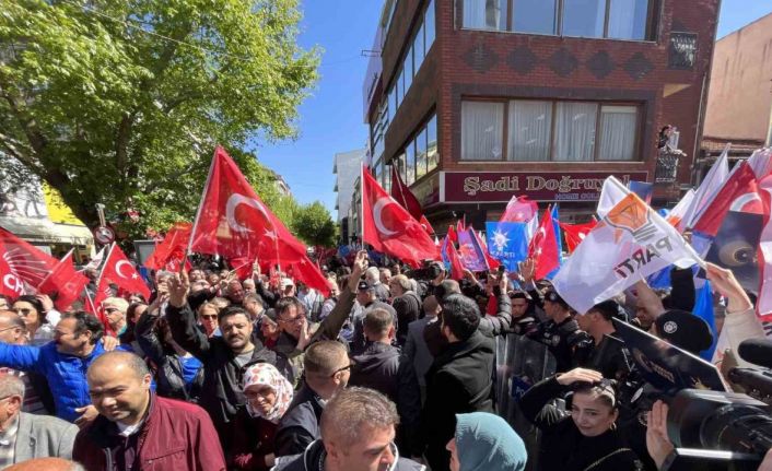 Eskişehir’de propaganda dönemini her iki parti de kortej ile tamamladı