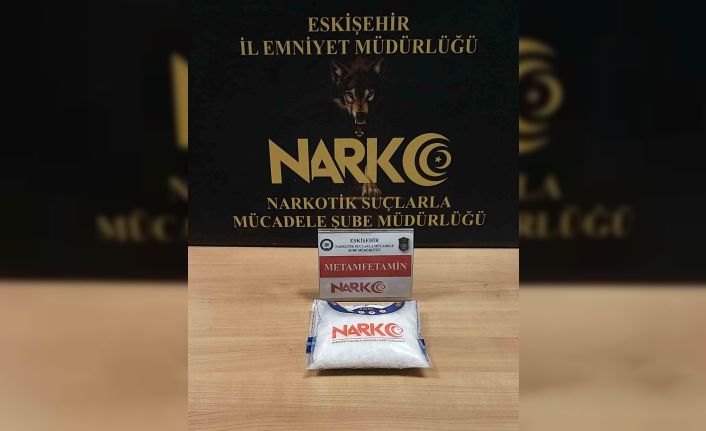 Eskişehir’de şüpheli araçta uyuşturucu madde ele geçirildi