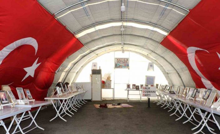 Evlat nöbetindeki Nurettin Ödümlü: “Sözde Kürt hakkını savunuyoruz diyorlar, ama evladımın 10 senedir sesini duyamıyorum”