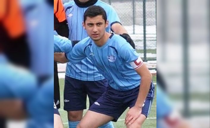 Halı sahada kalp krizi geçiren okul müdürü hayatını kaybetti