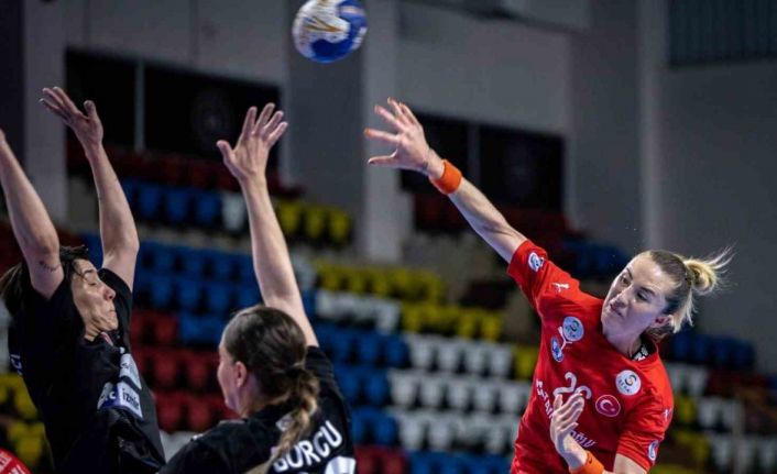 HDI Sigorta Kadınlar Türkiye Kupası’nda finalistler belli oldu