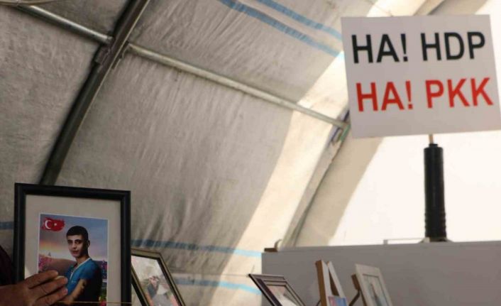 HDP önündeki aileler: “Her teslim olan evlat bize umut oluyor”