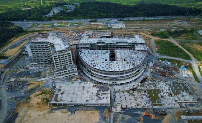 İstanbul Tıp Fakültesi’nin yeni sağlık üssü Hasdal’da yükseliyor: İlk etabı 2024’te bitecek