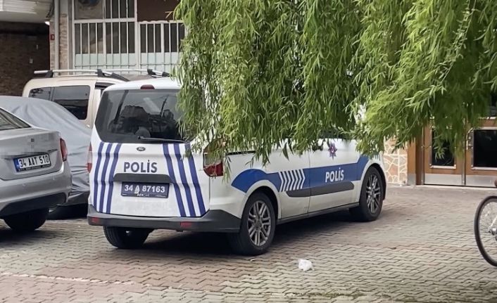 İstanbul’da yeni ev sahibi dehşeti kamerada: Kadına ve engelli kızına küfürler yağdırdı