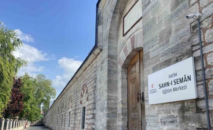 İstanbul’un fethinden sonra açılan ilk yükseköğretim kurumu Sahn-ı Seman Medresesi