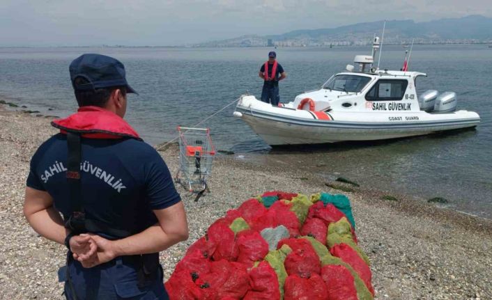İzmir’de kaçak su avı operasyonu: 17 şahsa işlem