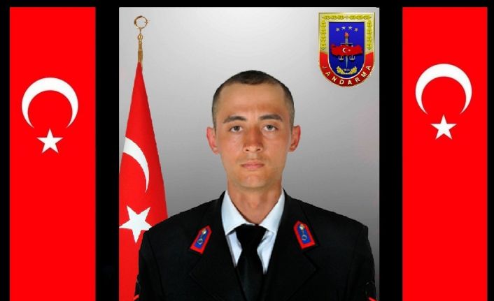 Jandarma Uzman Onbaşı Oğuzhan Kabayel geçirdiği trafik kazası sonucu şehit oldu